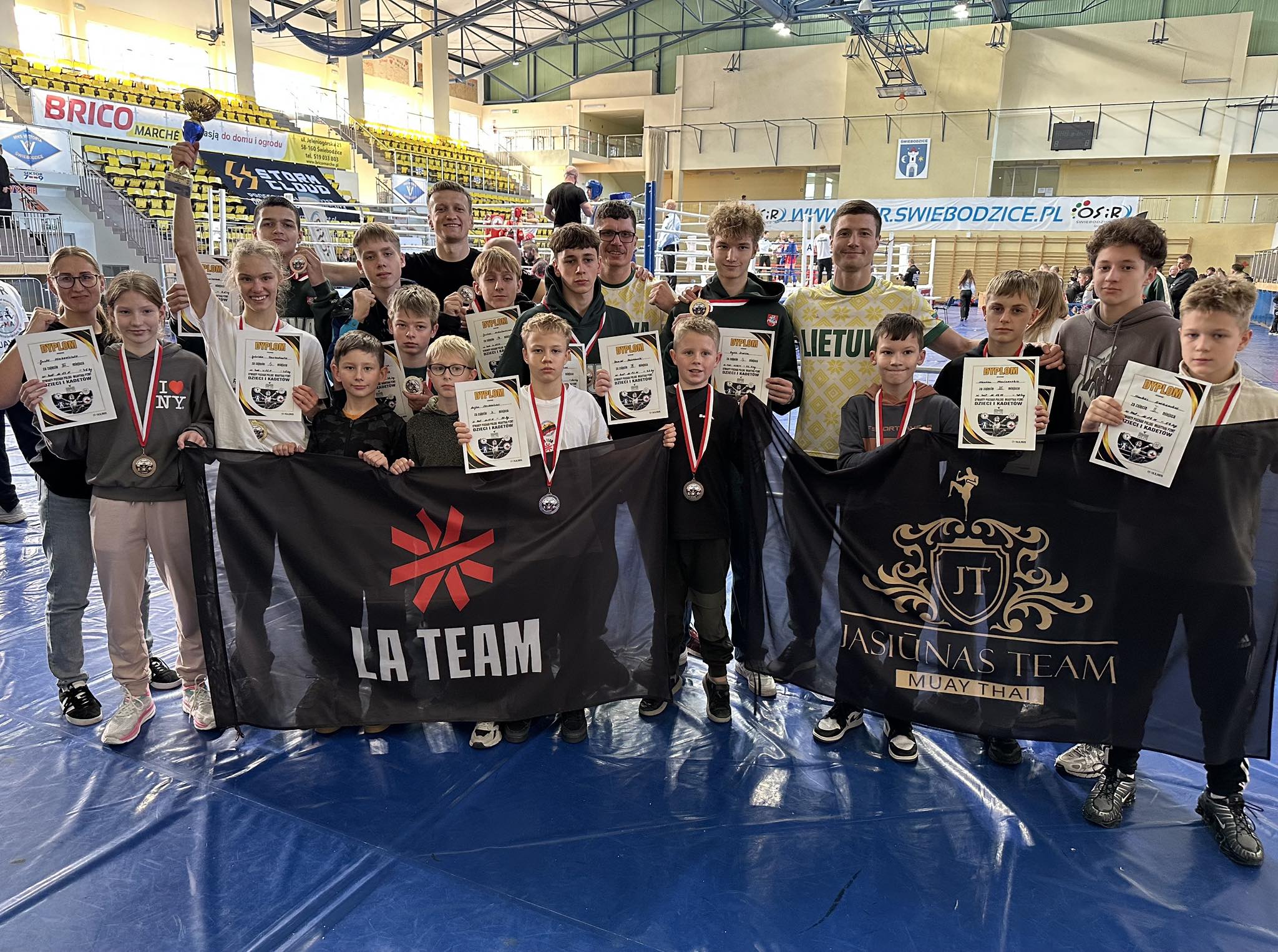 Read more about the article Lietuvos vaikų ir jaunių rinktinės pasirodymas Lenkijos atviroje Muaythai taurėje.