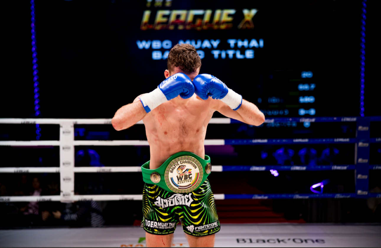 Read more about the article Vakaris Didika Taline iškovojo WBC Baltijos Muay Thai čempiono diržą