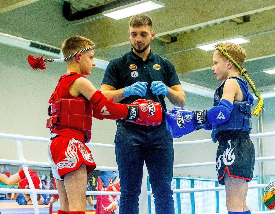 Muay Thai jaunimas pazenge